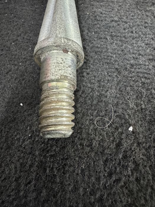 BMW E90 E91 E60 E92 E87 E60 E61 E65 E70 ucho holownicze hak