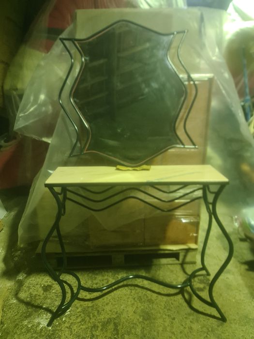 Conjunto Mesa e espelho