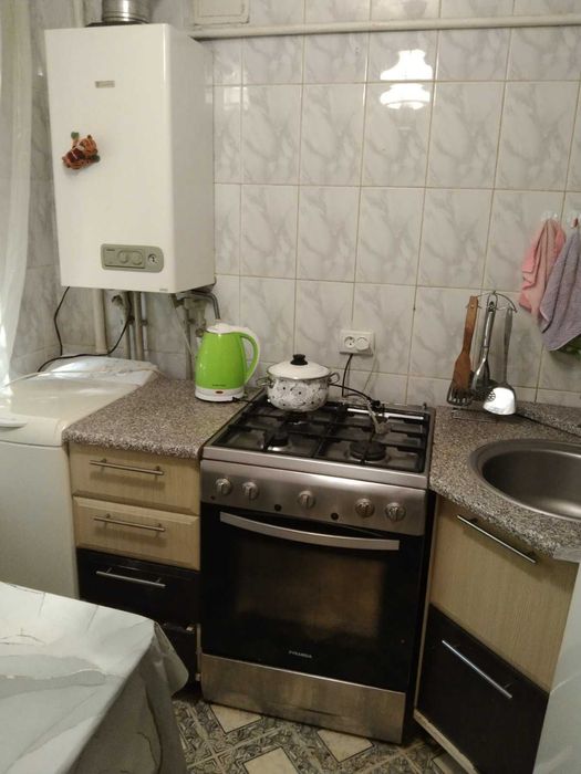 Продам 1 комнатную квартиру  на 2-ом этаже, Черемушки