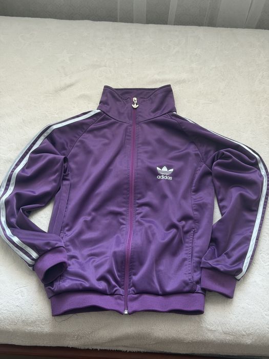 Худі Adidas.
