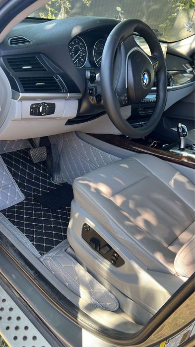 Продам BMW X5 E70