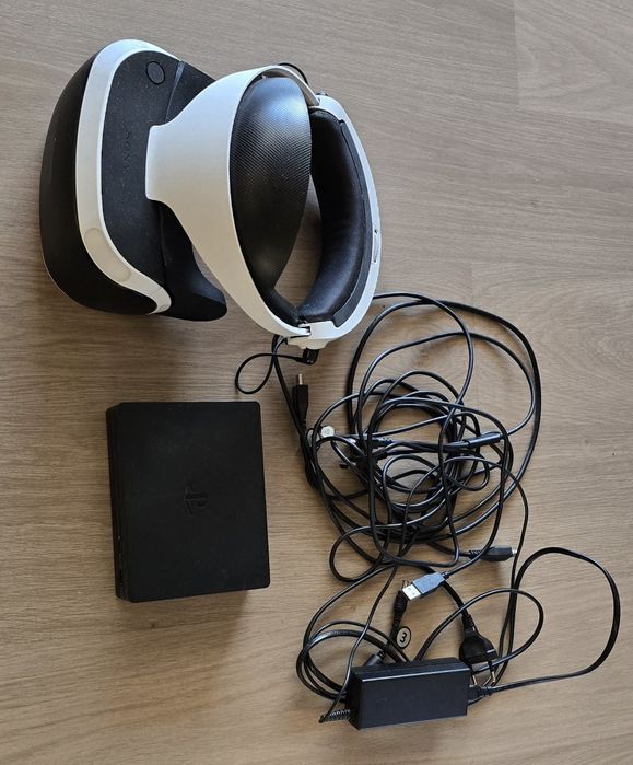 Playstation 4 Pro 1T + PSVR + 4 comandos + camara+ Câmara + carregador Sony