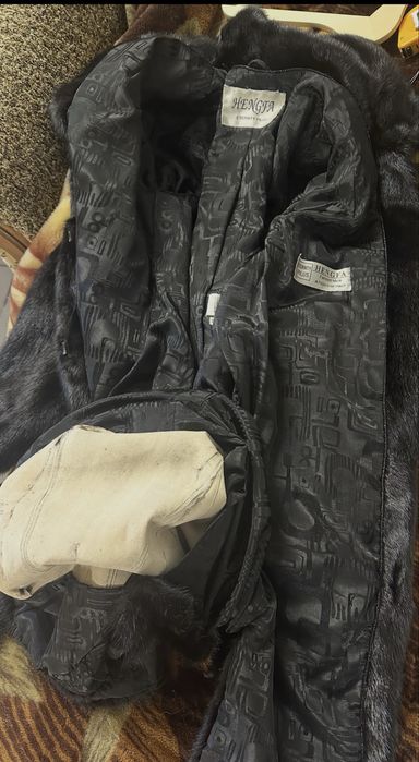 Рр 46.  Норковая шуба ‘ черный халат’ Италия