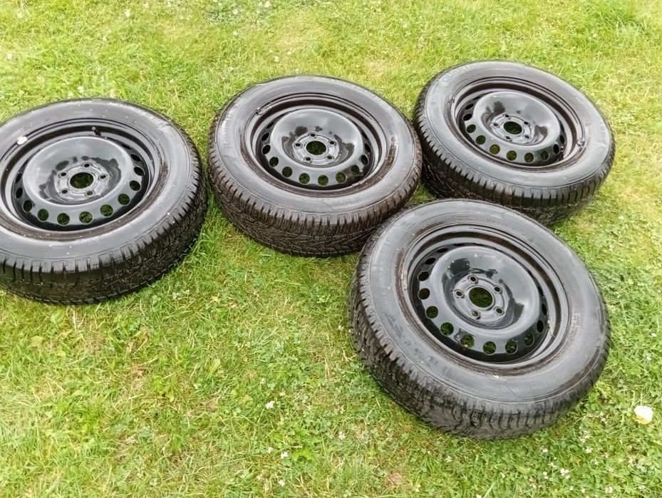 Sprzedam Opony wielosezonowe do Reno Espace 3