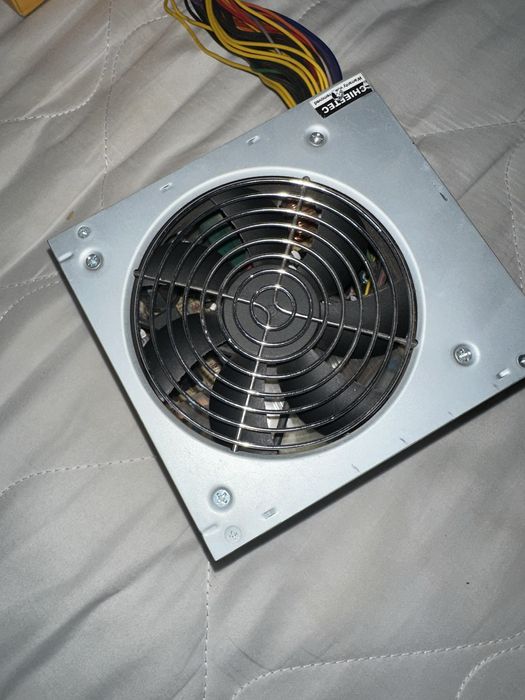 Продам блок живлення на 450 ват