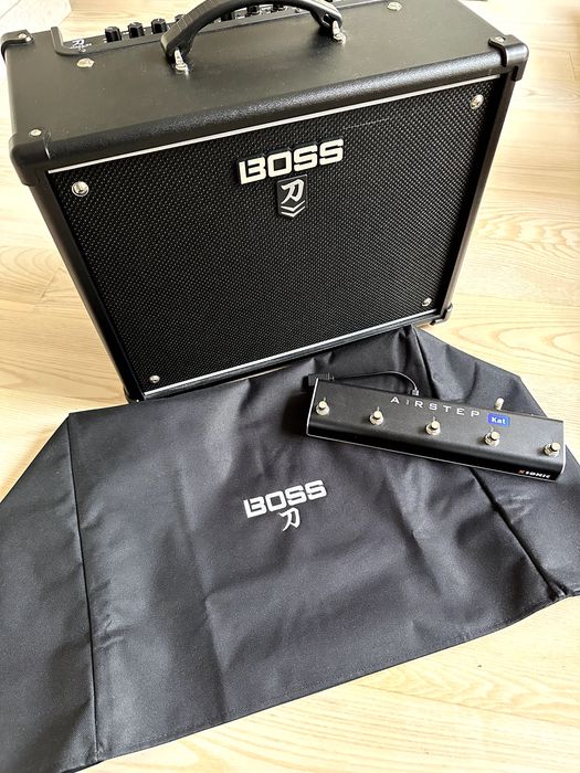 BOSS Katana 50 EX mk2 + Airstep footswitch (w tym Bluetooth) + pokrowiec