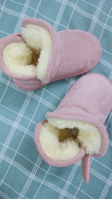 Взуття на дівчинку, угги, теплі ботінки, зимні ботінки