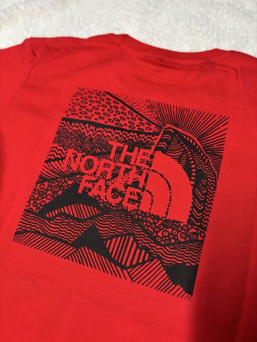 Bluzka krotki rekaw The Noth Face czerwona L i XL