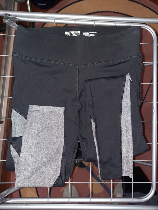 Спортивні лосини