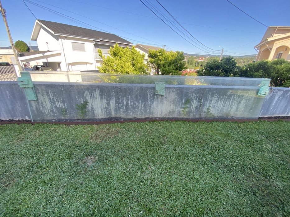 Guarda em vidro - varanda.