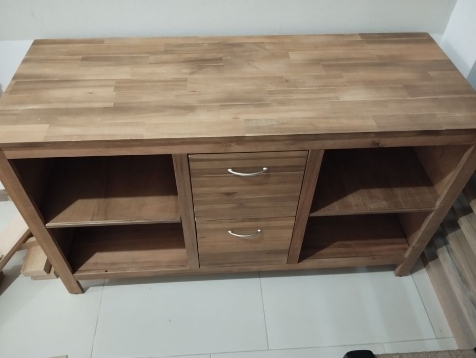 Móvel WC ou exterior/churrasqueira