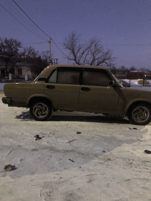 Продам ваз 2107