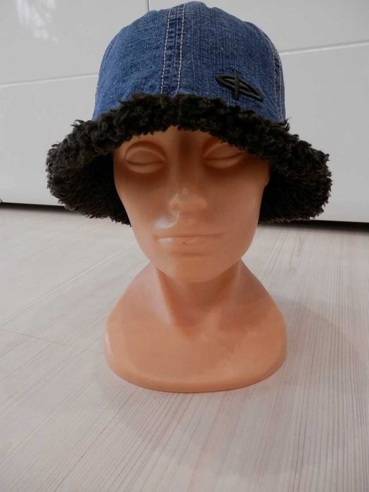 Czapka Bucket Jeansowa ze Sztucznym Brązowym Futerkiem Kapelusz M
