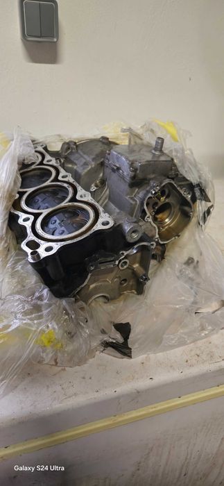 Bloco r6 2003 com pistoes