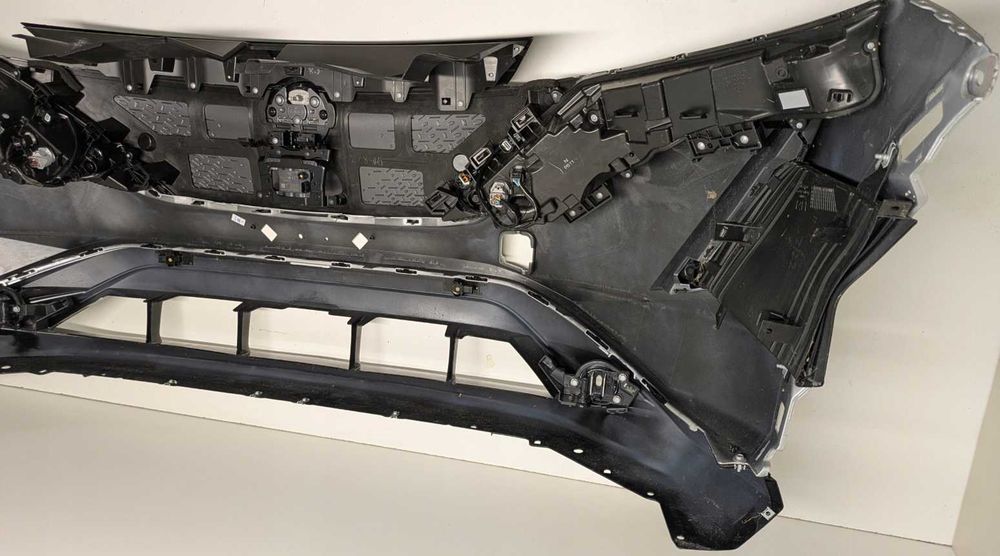 NISSAN ARIYA бампер 62022-5MP0H