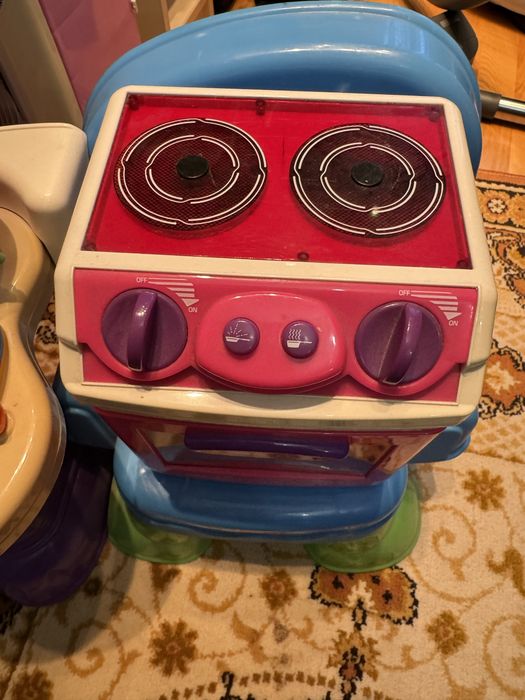 Дитяча кухня, дитячий стільчик