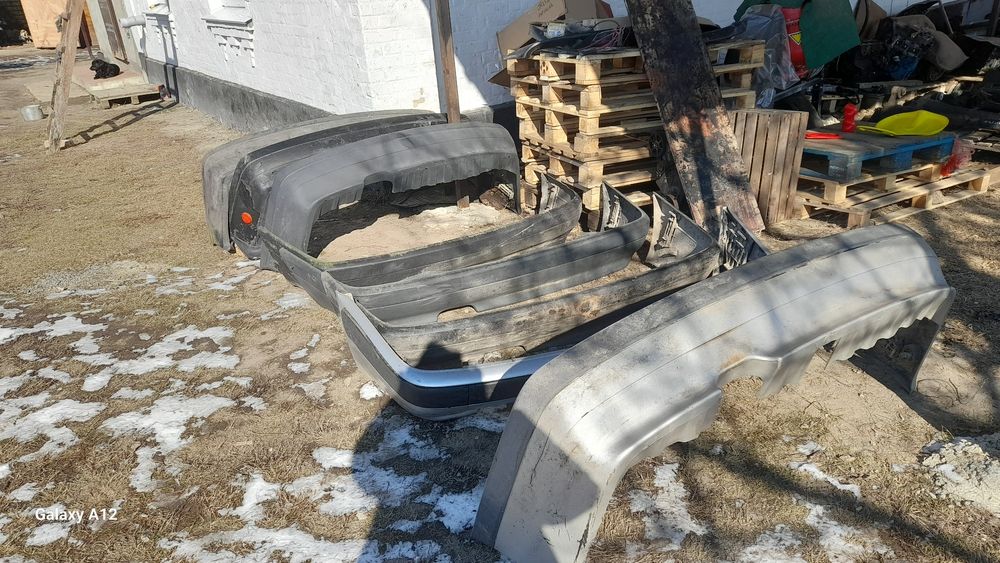 Бампера задні Ауди 80 б3,б4 АКЦІЯ