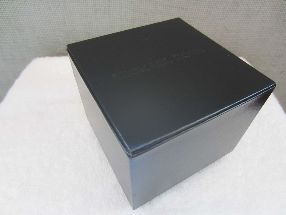 Michael Kors коробка от часов