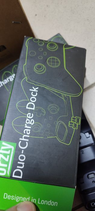 зарядний пристрій для геймпадів Xbox, rzty Duo-Charge Dock