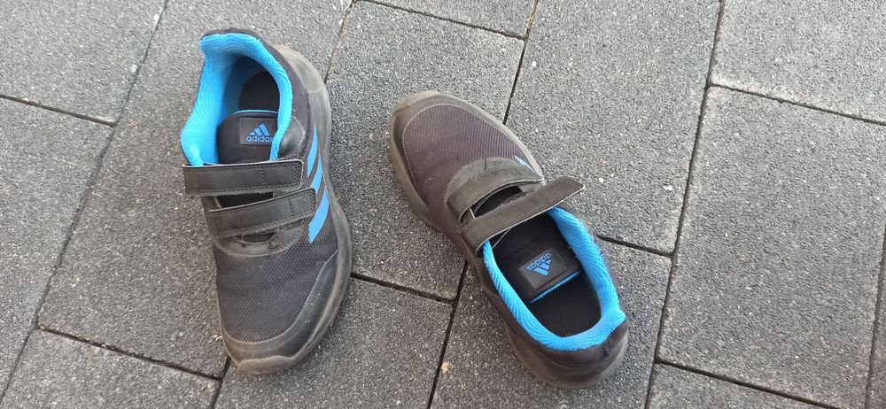 Do sprzedania buty sportowe Adidas, nr 36 2/3. Stan b. dobry. Polecam.