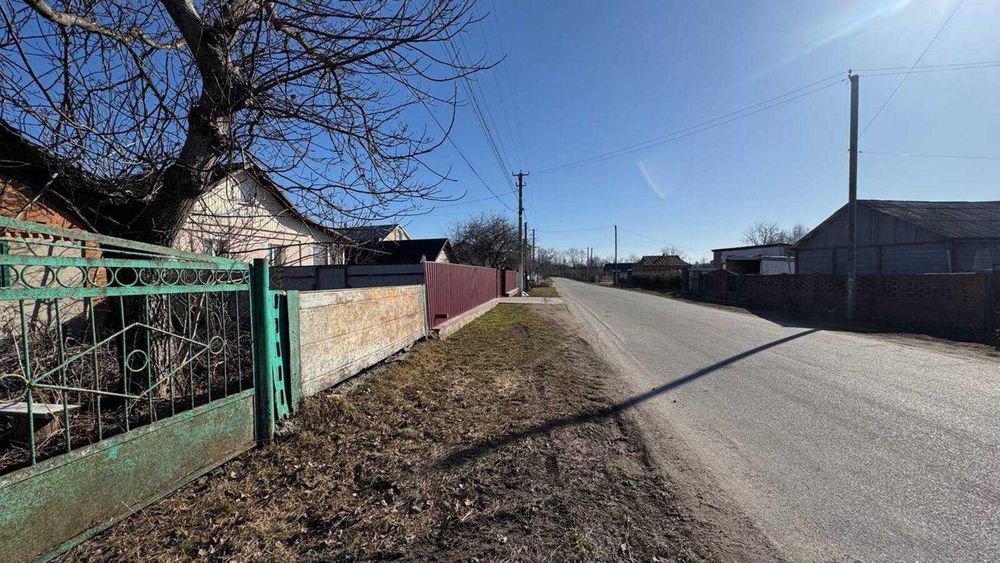 Продам будинок з великою ділянкою в Слободі Дашковецька