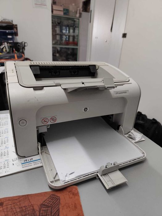 Impressora a Laser HP Laserjet P1005 c/ Toner