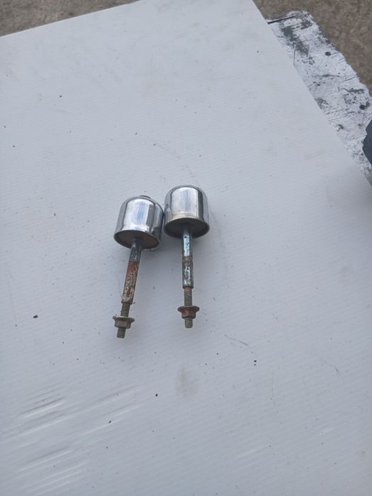 Material diverso suzuki intruder 800