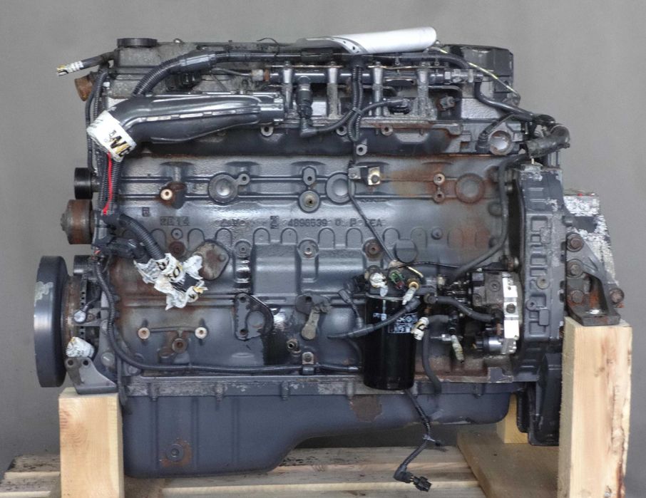Silnik spalinowy - Cummins ISB5.9
