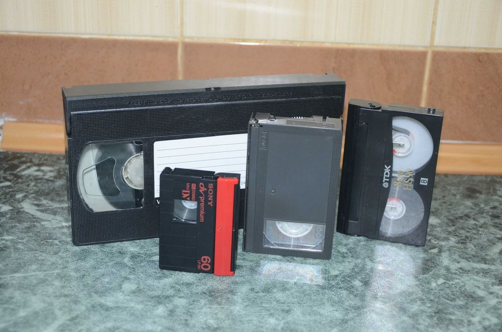 оцифровка видеокассет VHS, mini DV, VHS-C, Hi8, фотопленки