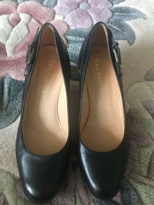 Шкіряні зручні туфлі  фірма San Marina