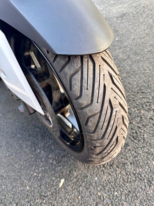 Yamaha X-Max 250 ABS TCS з Японії