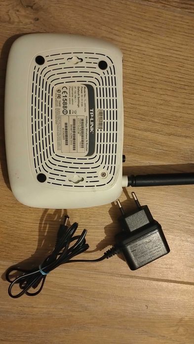 Router TP-Link TL-WR740N