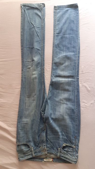 LEVIS slim fit 628
