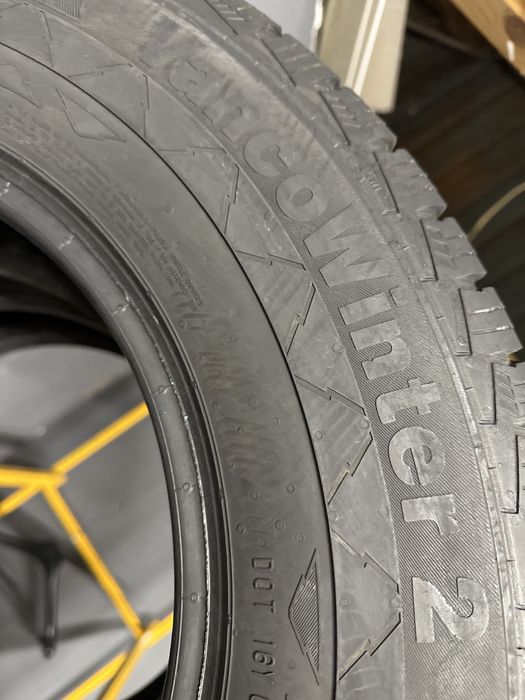 225/70 r15C Continental  2шт