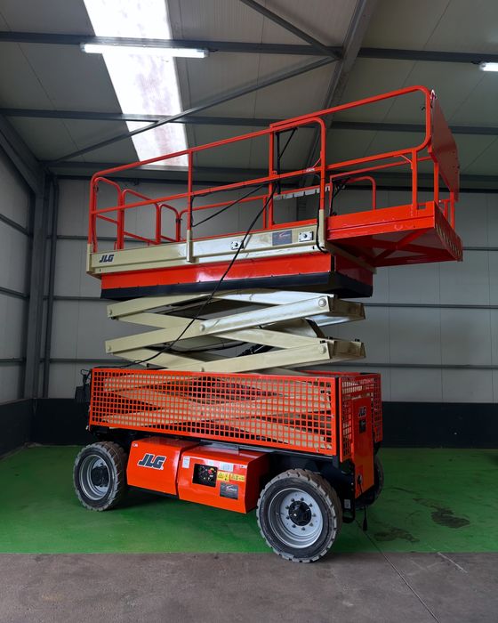 Aluguer plataforma tesoura 12 metros