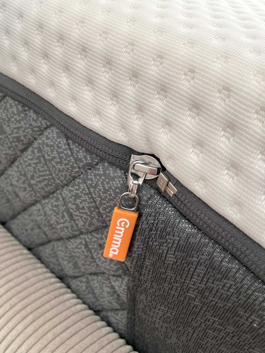 Cama Bombazine 160x200 Taupe + Colchão Emma Hybrid