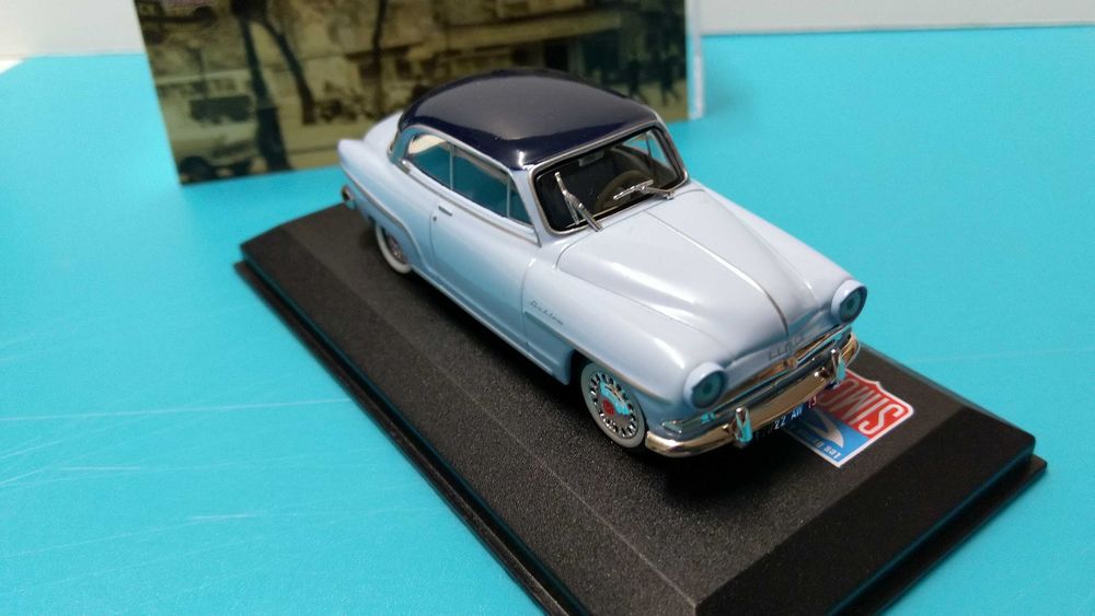 Simca Aronde Grand Large (1956) - Miniatura IXO/Altaya à escala 1/43