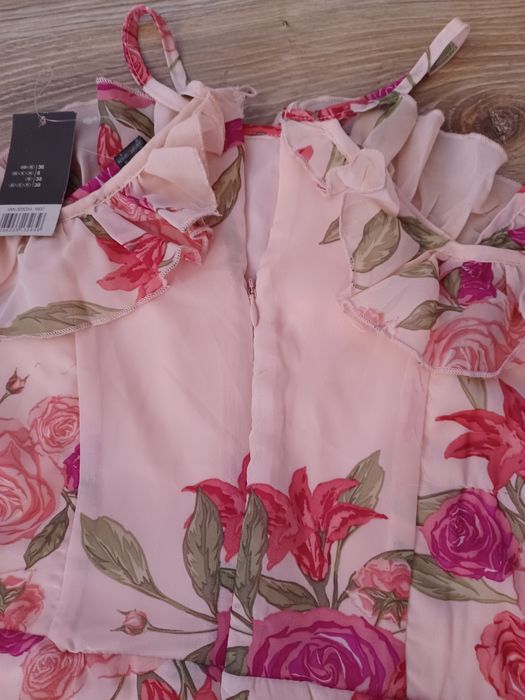 Nowa sukienka rozmiar 34