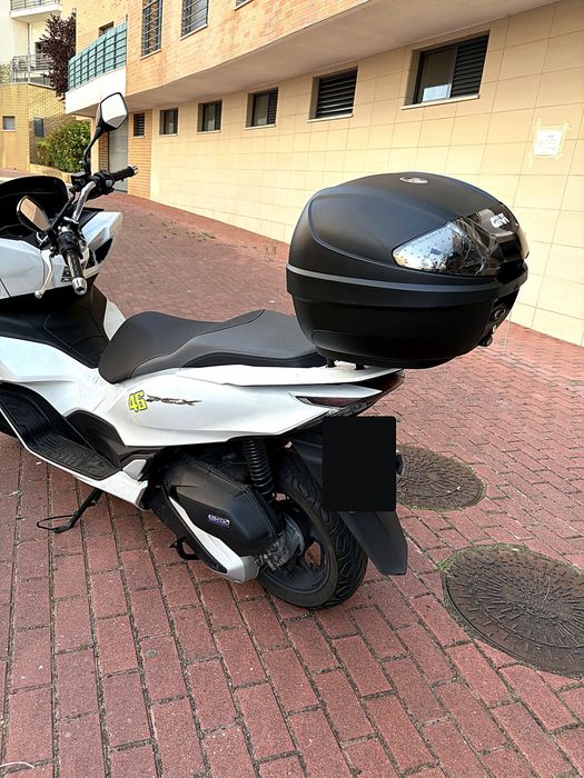 Honda PCX 125 — 2021 — 14.500km