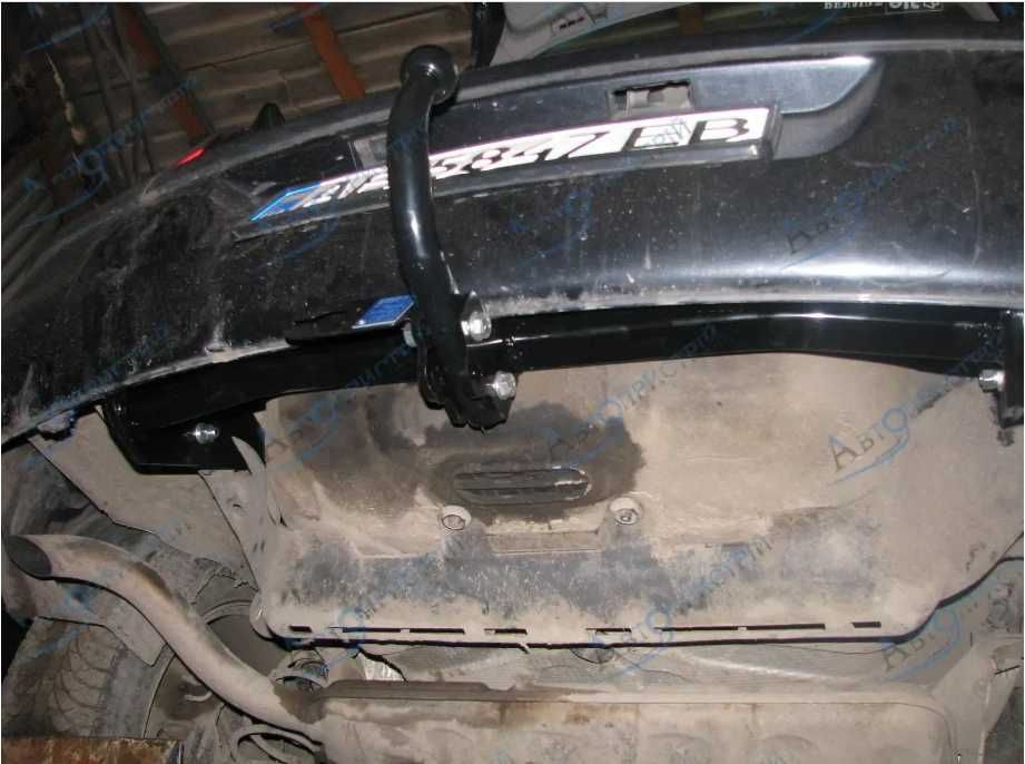 Фаркопи для автомобілів. Прицепное на легковые и грузовые автомобили.