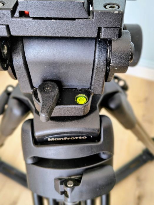 Kit Tripé Manfrotto 525 MVB + Cabeça 501