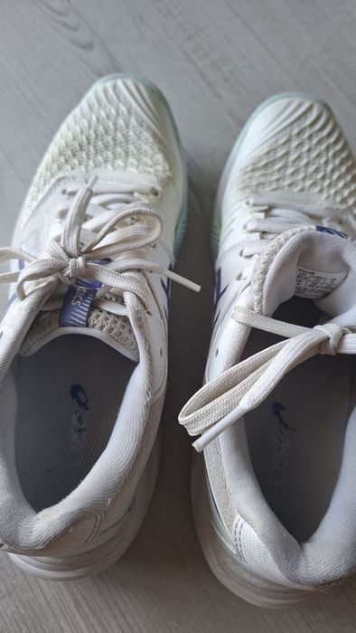 Buty asics sportowe
