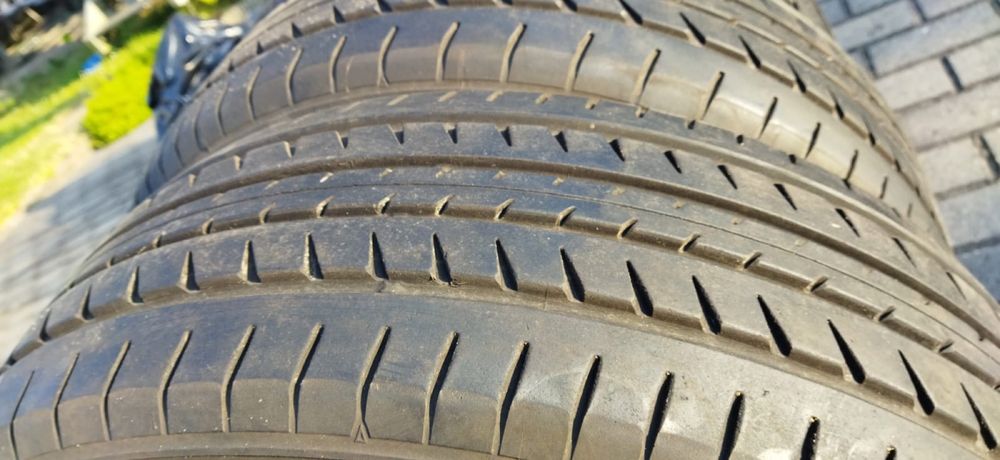 Opony Toyo R37 225/55 R18