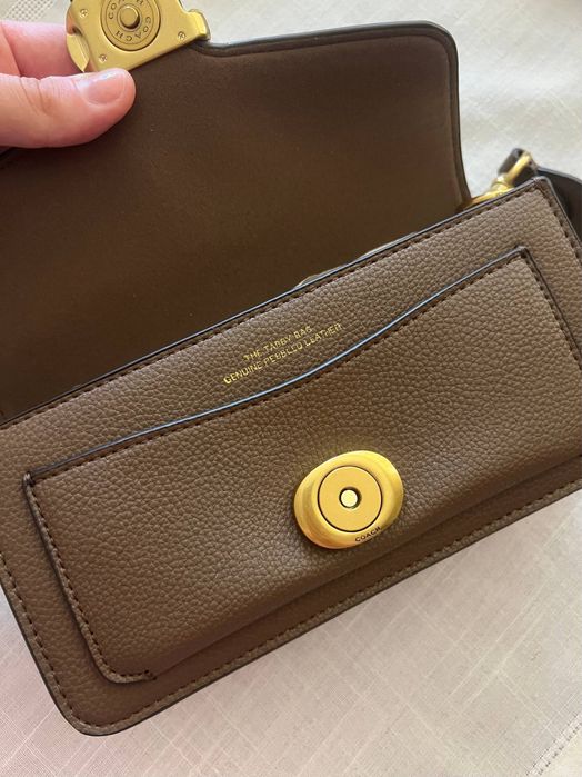 Сумка Coach Tabby 20 cm
