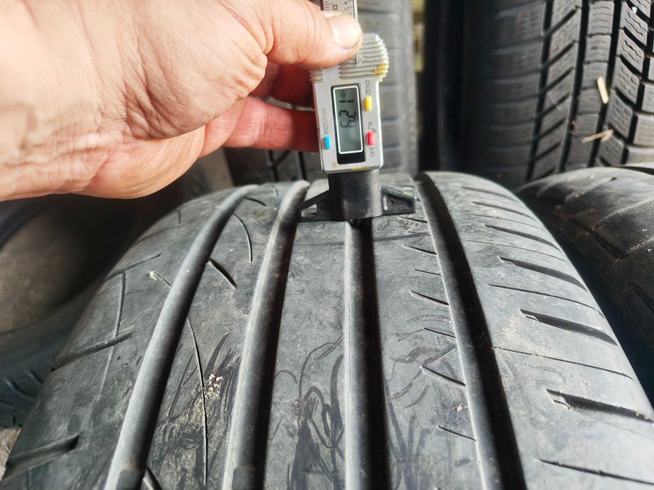 Opony letnie uzywane 245 40 R19 Premiorri 2019 rok 2 sztuki L53