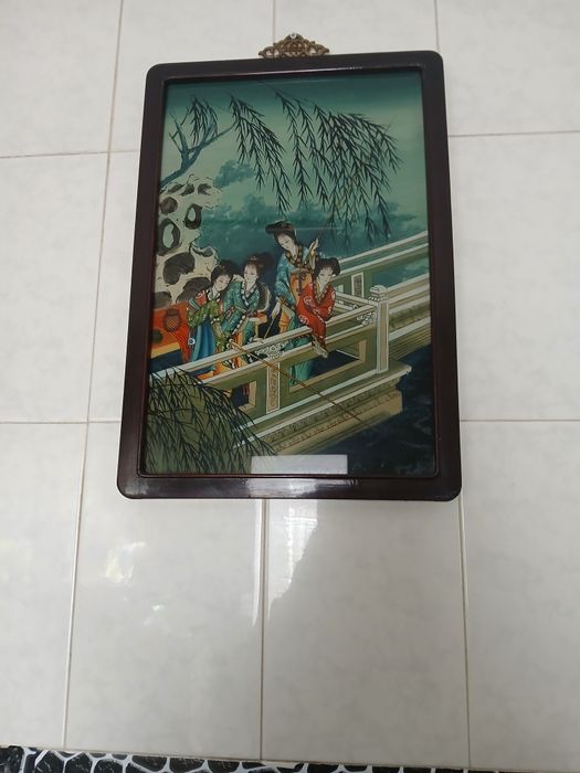 Quadro em vidro.