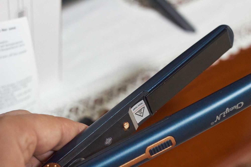 Alisador e modelador de cabelo profissional