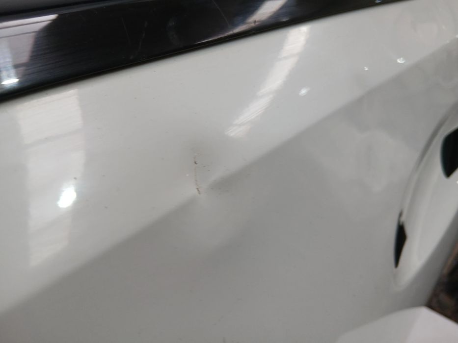 Porta frente esquerda MERCEDES-BENZ Classe C Carrinha (S206)