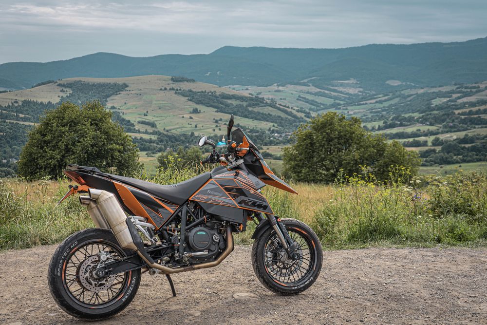 Ktm 690 sm 2008 рік