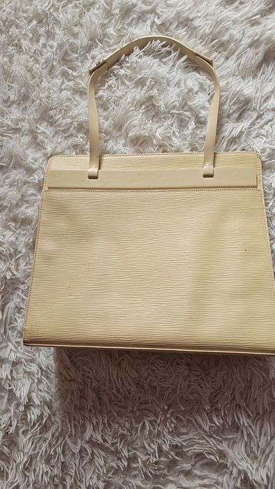 Louis Vuitton Epi croisette PM Vanilla